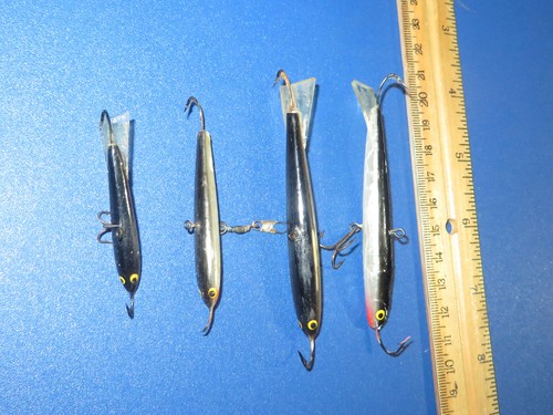 Lot rapala jigs - of,